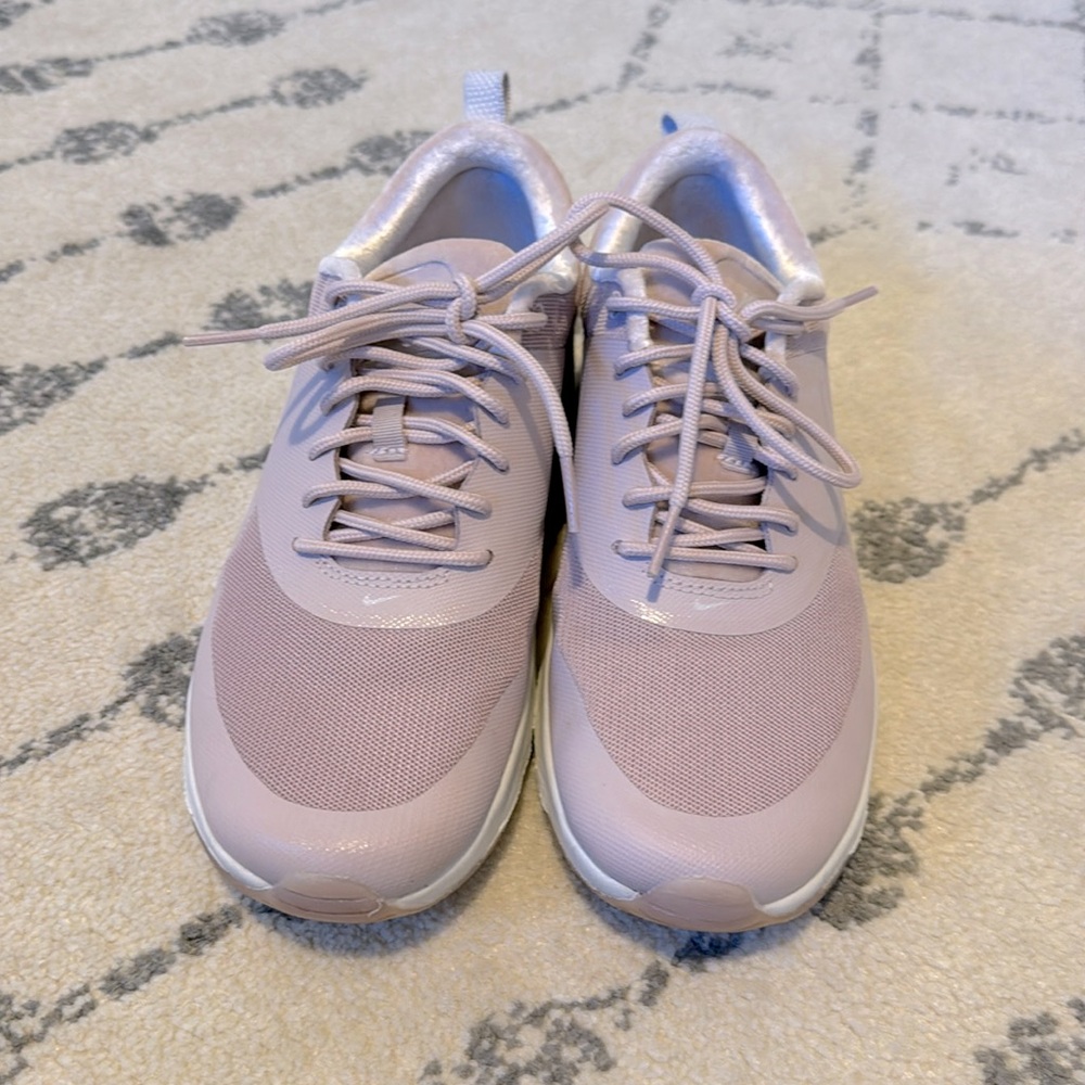 Nike air max- mauve velvet pink- women’s 8
